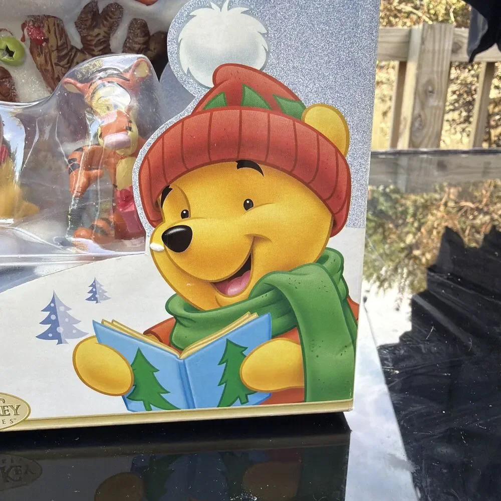 Disney Winnie the Pooh Collectible Porcelain Village Lights Up Brass Key VTG NOS